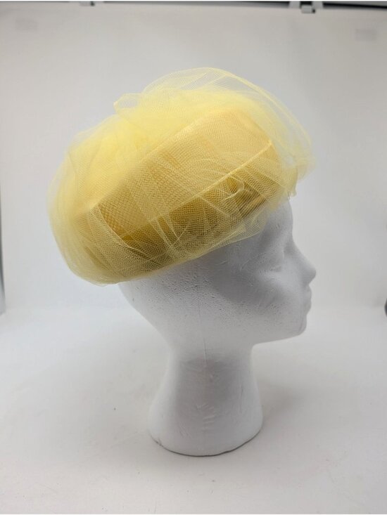 Vintage 60s Yellow Netting Hat Cloche Union Made main image 4